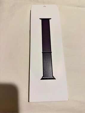 Apple 46mm Dark Gray Sport Loop